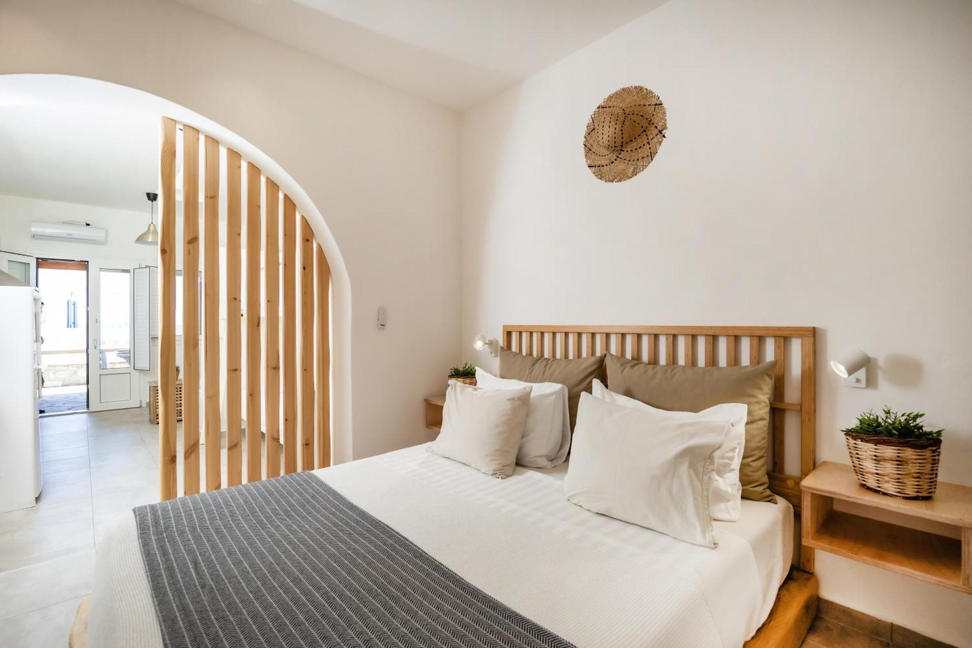 Thea Suites Naxos Агиос-Прокопиос Экстерьер фото