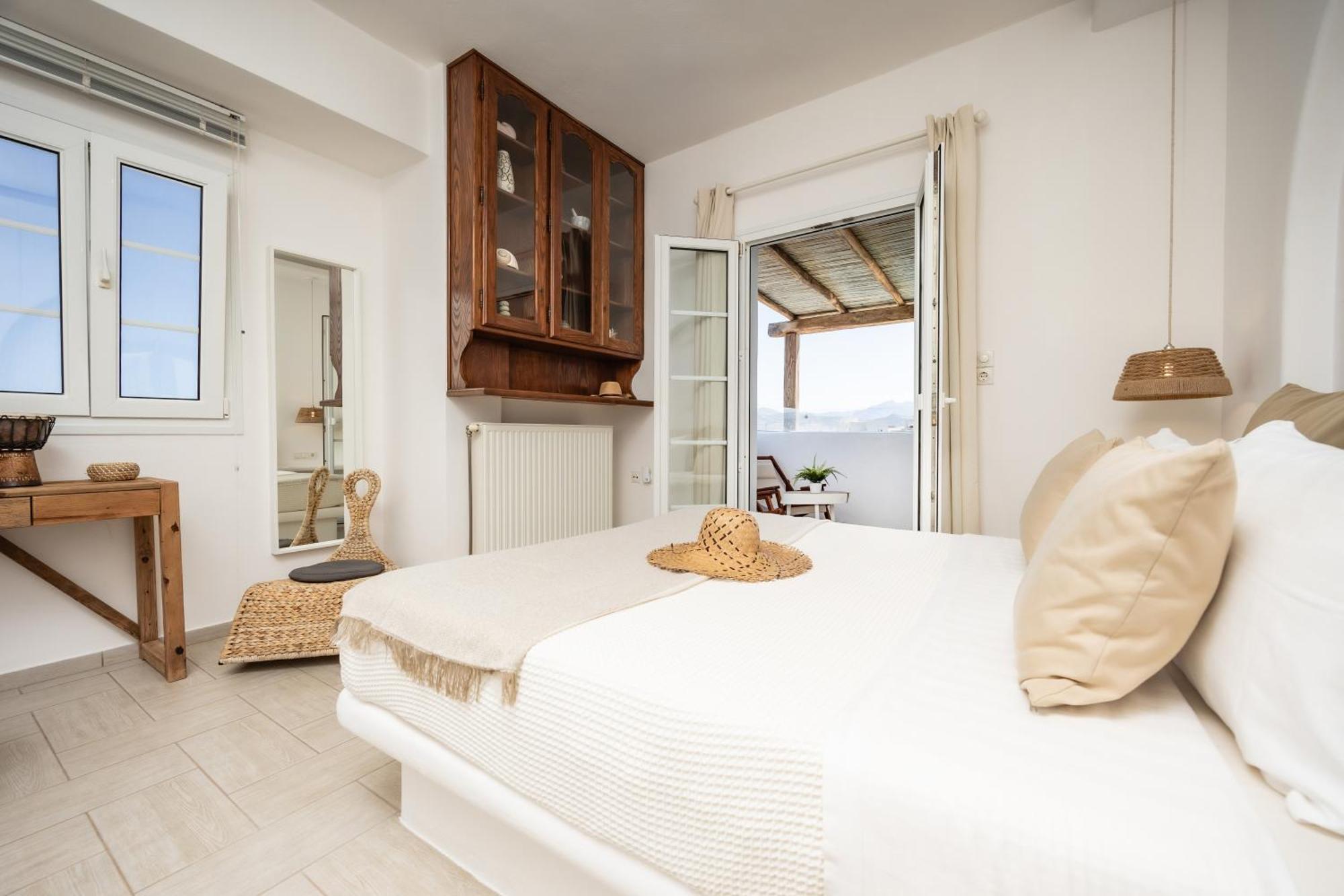Thea Suites Naxos Агиос-Прокопиос Экстерьер фото
