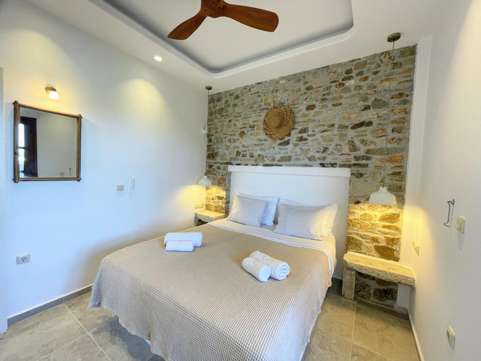 Thea Suites Naxos Агиос-Прокопиос Экстерьер фото